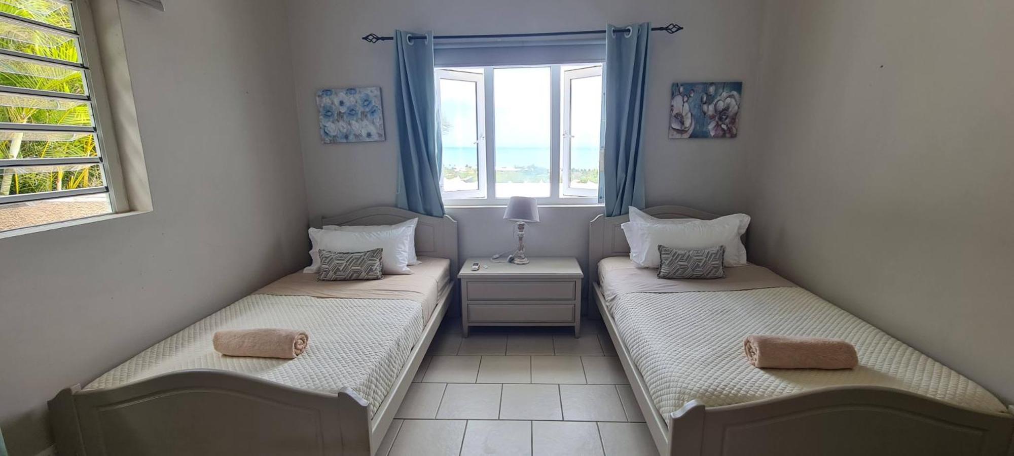 Flamboyant Ocean View - Ex Hillside Haven Apartment Tamarin Exterior foto