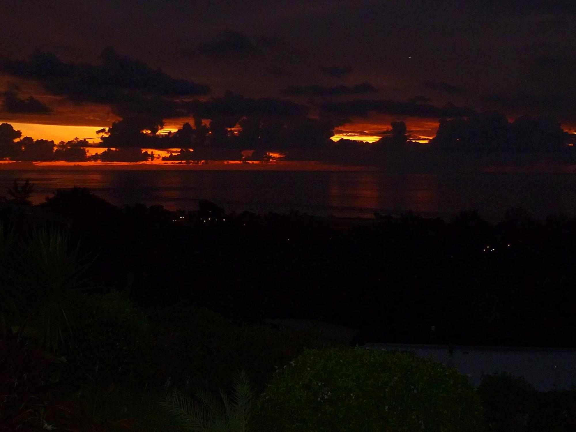 Flamboyant Ocean View - Ex Hillside Haven Apartment Tamarin Exterior foto